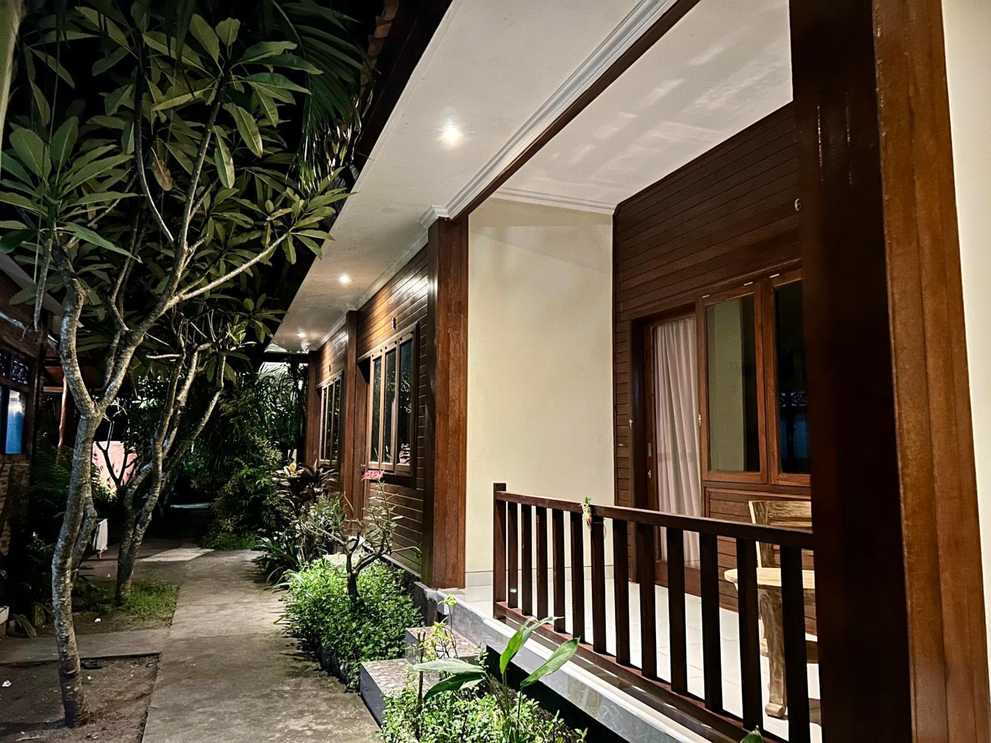 Nusa Garden Homestay Nusa Lembongan  Exterior photo